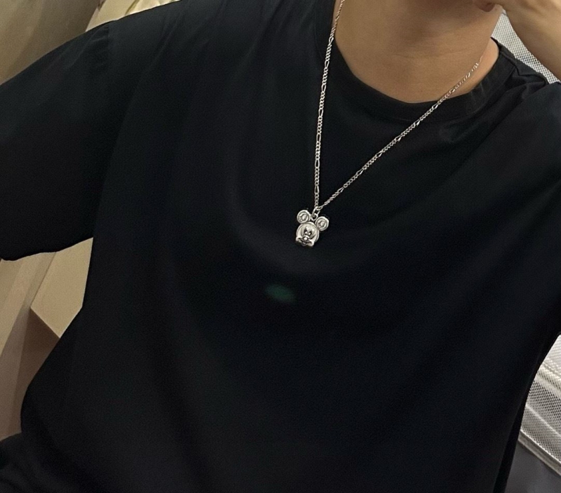 chr1st1an D10r necklaces